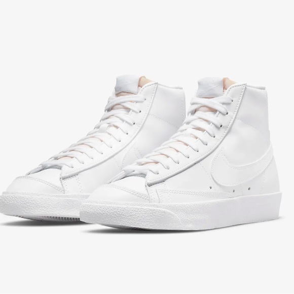 Nike Blazer Mid '77 - Picture 1 of 7